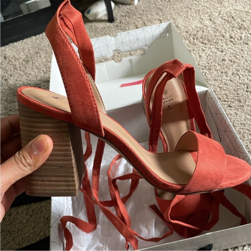 Women's Lace Up Block Heel Sandals